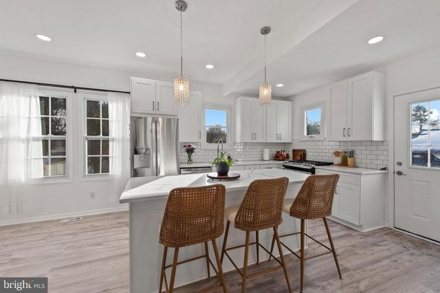 633 ANNESLIE RD, Baltimore, MD 21212