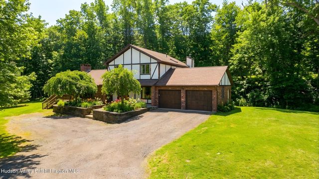 5 Maverick Terrace, Woodstock, NY 12498