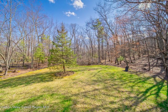 5 Maverick Terrace, Woodstock, NY 12498
