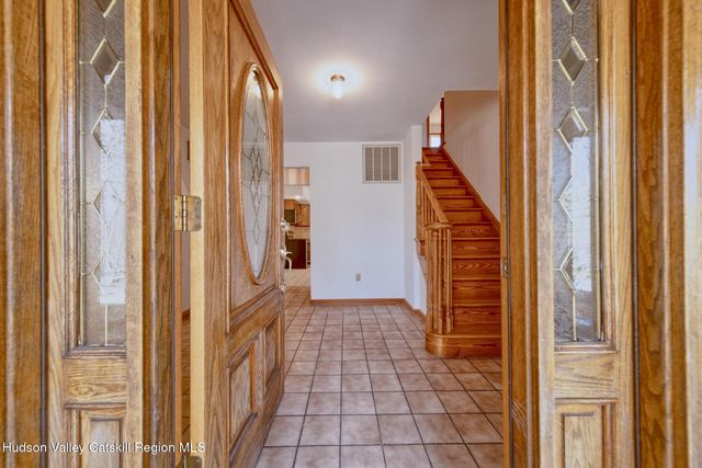 5 Maverick Terrace, Woodstock, NY 12498