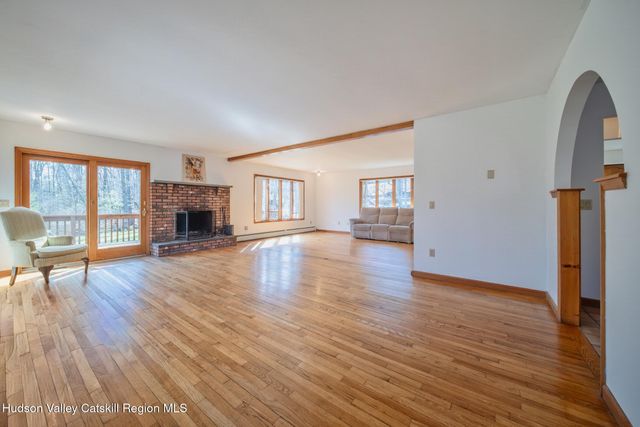 5 Maverick Terrace, Woodstock, NY 12498