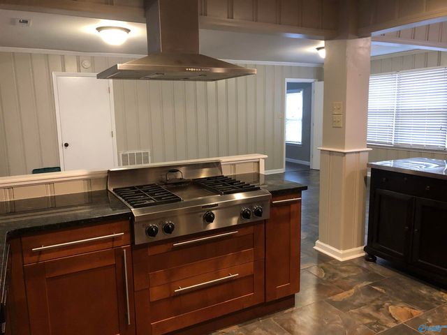 7601 Martha Drive, Huntsville, AL 35802