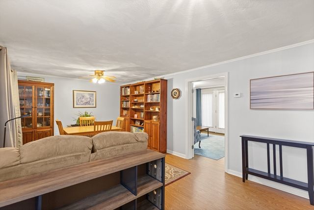 17 Gallows Hill Rd., Salem, MA 01970