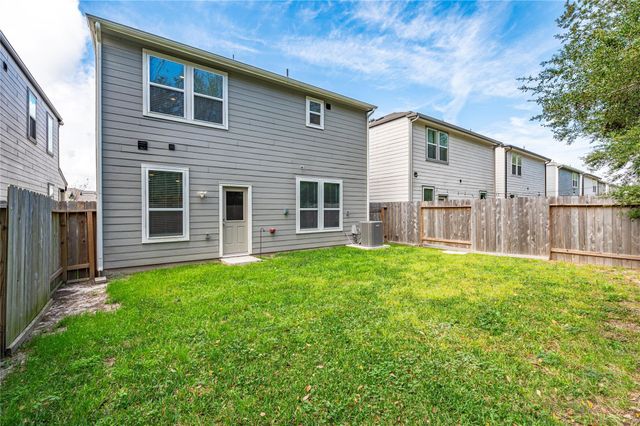 10243 Gates Mill Road, Houston, TX 77034