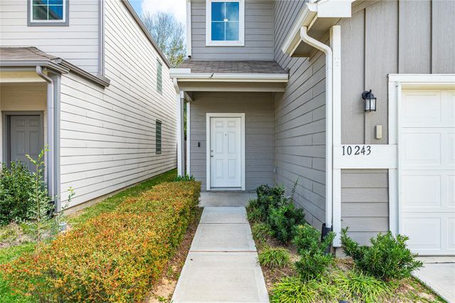 10243 Gates Mill Road, Houston, TX 77034