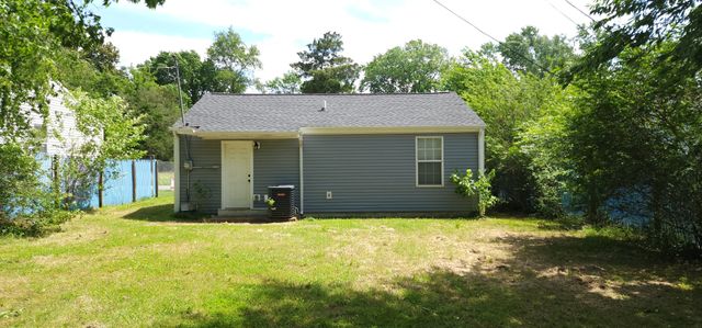 305 Burch Rd, Clarksville, TN 37042