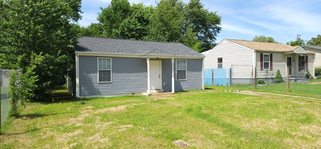 305 Burch Rd, Clarksville, TN 37042