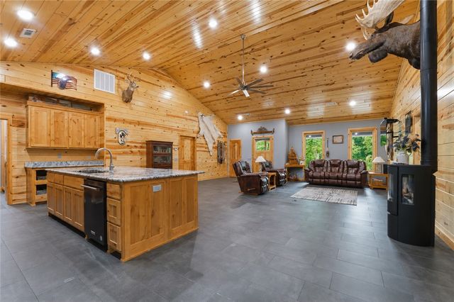 13520 Gooseberry Road, Bentonville, AR 72712