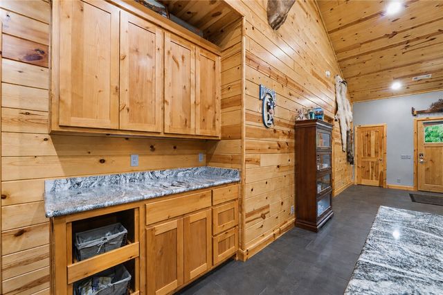 13520 Gooseberry Road, Bentonville, AR 72712
