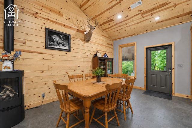 13520 Gooseberry Road, Bentonville, AR 72712