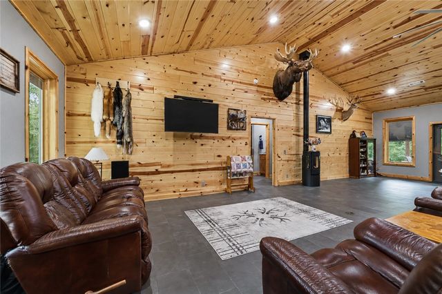 13520 Gooseberry Road, Bentonville, AR 72712