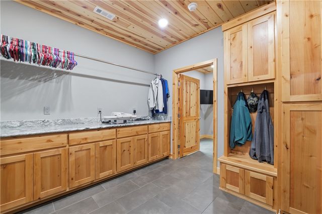13520 Gooseberry Road, Bentonville, AR 72712