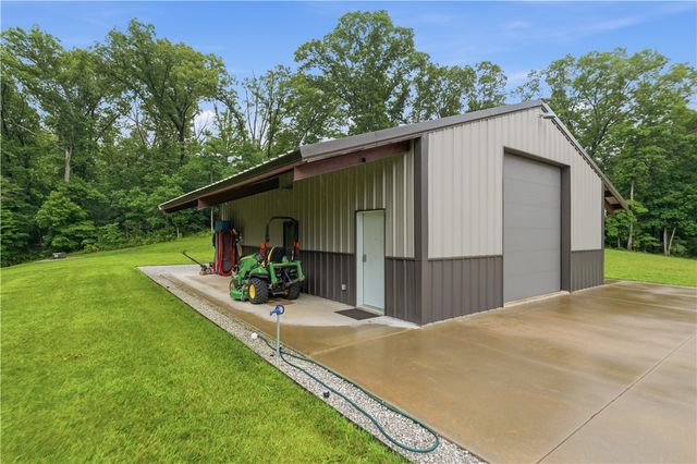 13520 Gooseberry Road, Bentonville, AR 72712