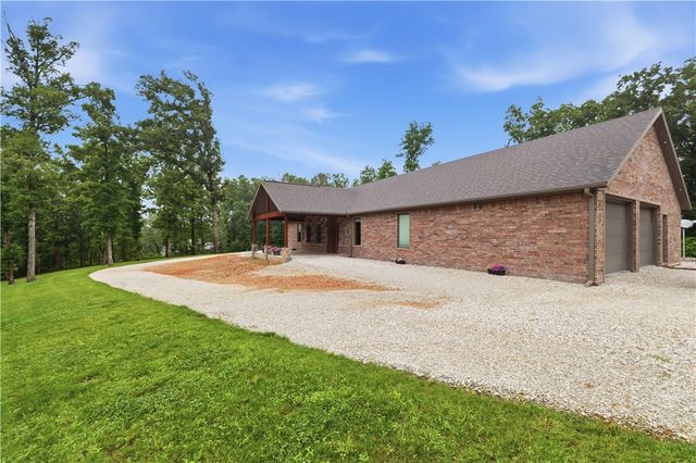 13520 Gooseberry Road, Bentonville, AR 72712