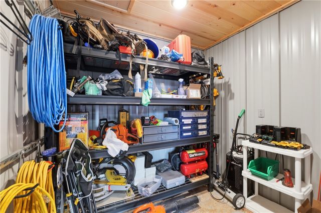 13520 Gooseberry Road, Bentonville, AR 72712