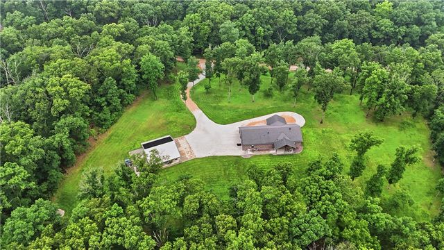 13520 Gooseberry Road, Bentonville, AR 72712
