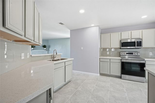 1706 Teal Bend Court, Fresno, TX 77545