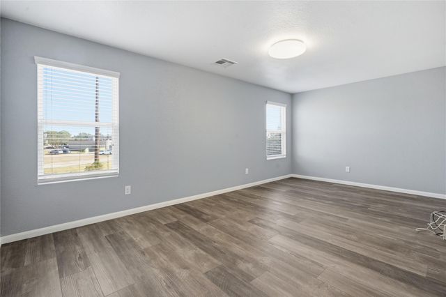 1706 Teal Bend Court, Fresno, TX 77545