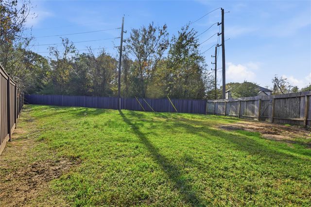 1706 Teal Bend Court, Fresno, TX 77545