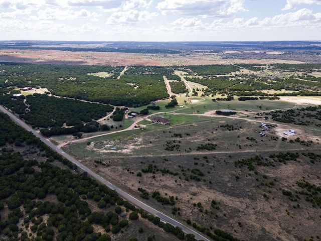 5450 County Road 101, Lampasas, TX 76550