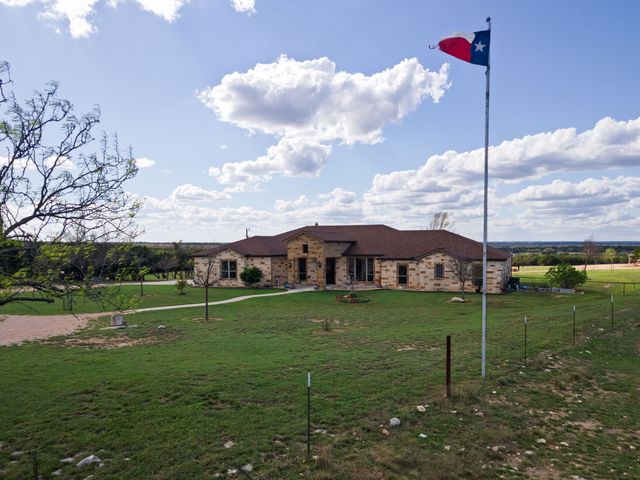 5450 County Road 101, Lampasas, TX 76550