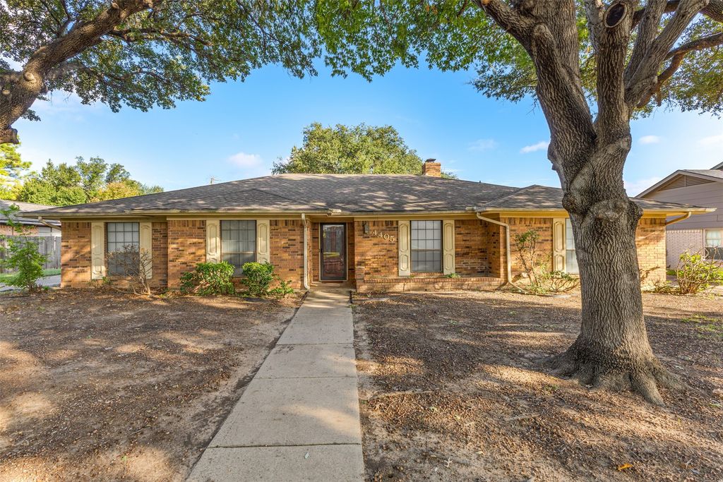 4405 Kingswick Drive, Arlington, TX 76016 — exterior