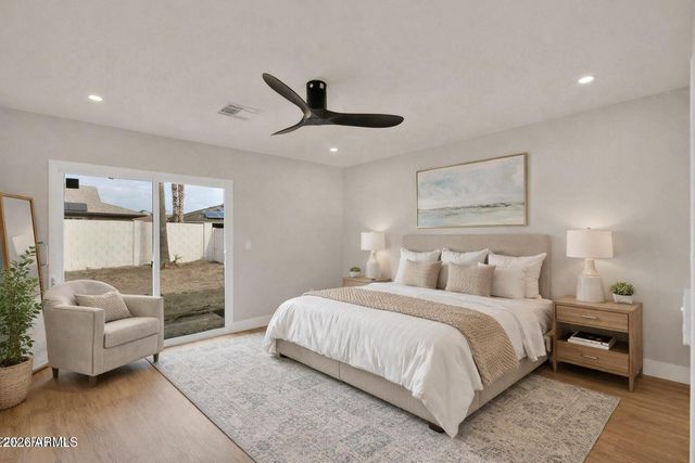 116 E HELENA Drive, Phoenix, AZ 85022