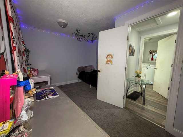 4615 Harrison Avenue NW, Canton, OH 44709