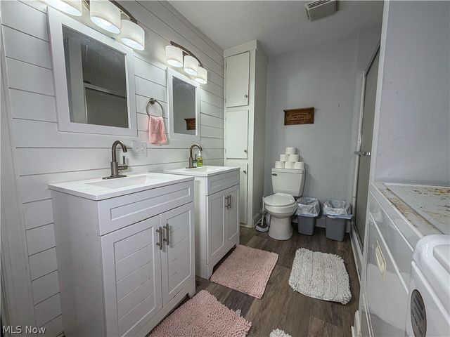 4615 Harrison Avenue NW, Canton, OH 44709