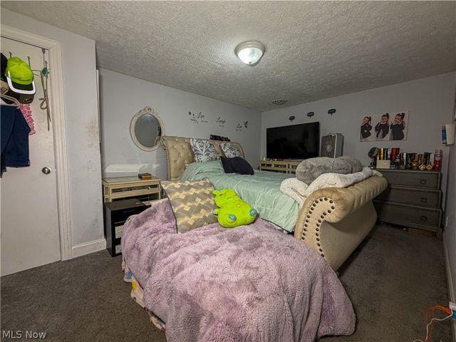 4615 Harrison Avenue NW, Canton, OH 44709