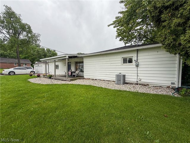 4615 Harrison Avenue NW, Canton, OH 44709