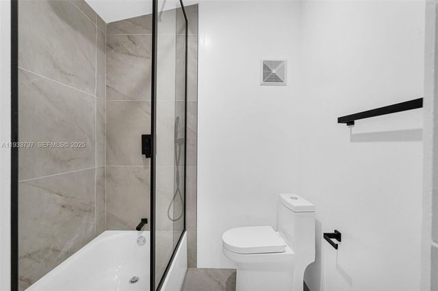 2419 Coolidge St 1, Hollywood, FL 33020