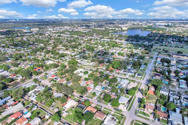 2419 Coolidge St 1, Hollywood, FL 33020