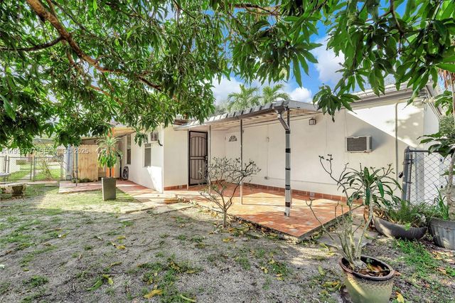 2419 Coolidge St 1, Hollywood, FL 33020