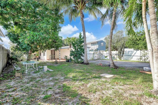 2419 Coolidge St 1, Hollywood, FL 33020