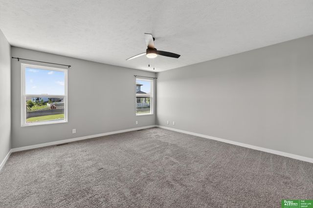21819 G Street, Elkhorn, NE 68022