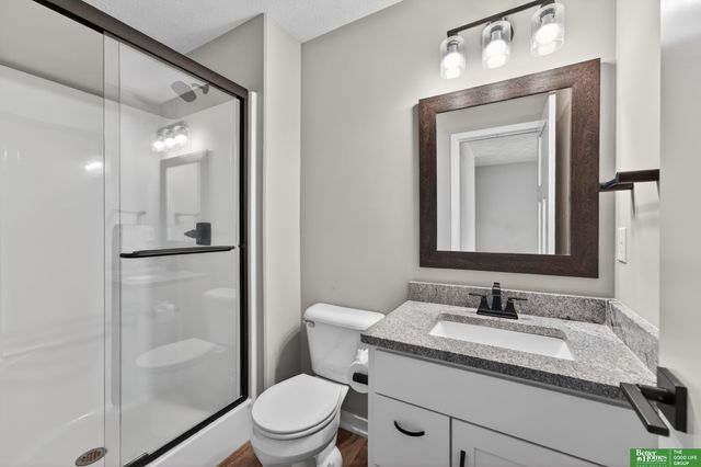 21819 G Street, Elkhorn, NE 68022