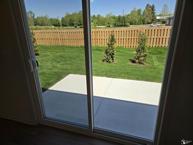 807 Plum Vlg Drive 57, Raisinville Twp, MI 48161