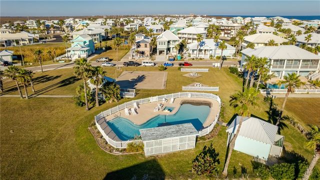 200 Beachwalk Lane, Port Aransas, TX 78373