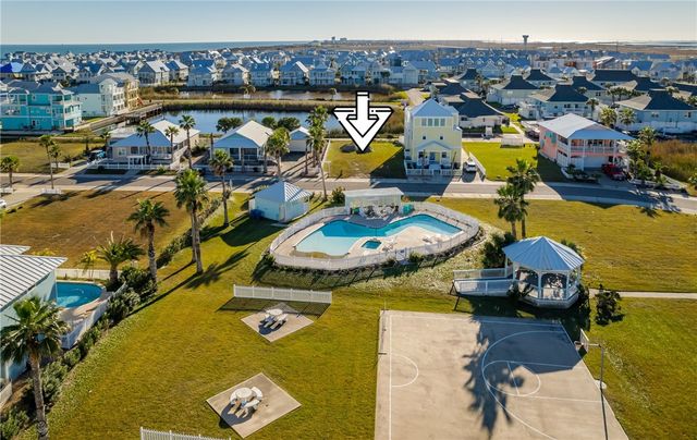 200 Beachwalk Lane, Port Aransas, TX 78373