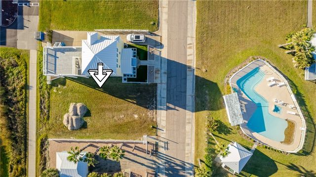 200 Beachwalk Lane, Port Aransas, TX 78373