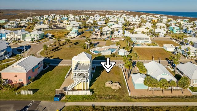 200 Beachwalk Lane, Port Aransas, TX 78373