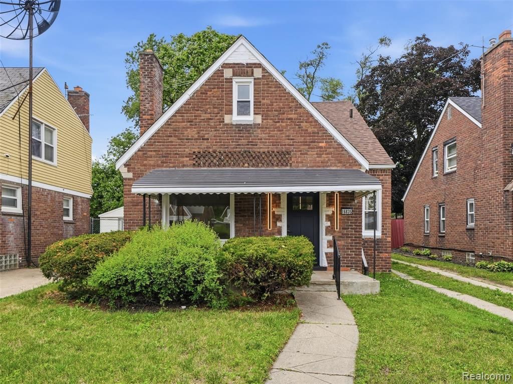 16835 Lesure Street, Detroit, MI 48235