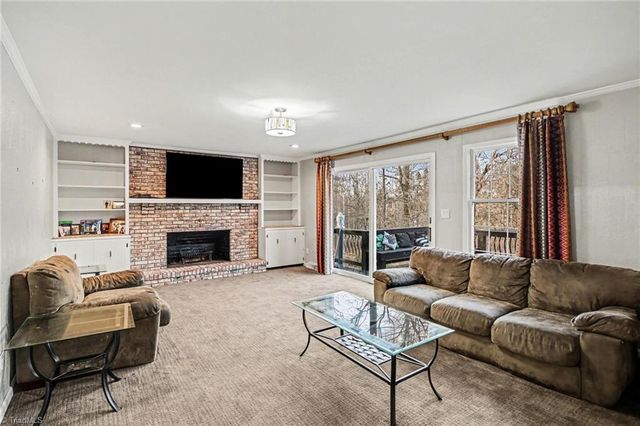 2651 Wallingford Road, Winston-salem, NC 27101