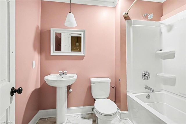 2651 Wallingford Road, Winston-salem, NC 27101