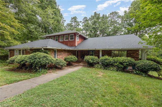 2651 Wallingford Road, Winston-salem, NC 27101