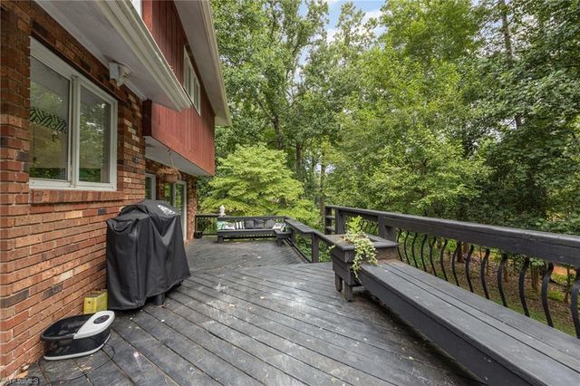 2651 Wallingford Road, Winston-salem, NC 27101