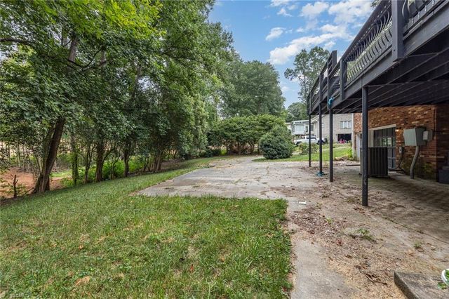 2651 Wallingford Road, Winston-salem, NC 27101