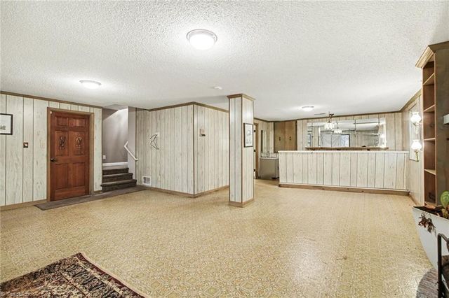 2651 Wallingford Road, Winston-salem, NC 27101