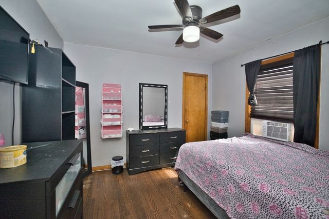 3509 W 73rd Place, Chicago, IL 60629